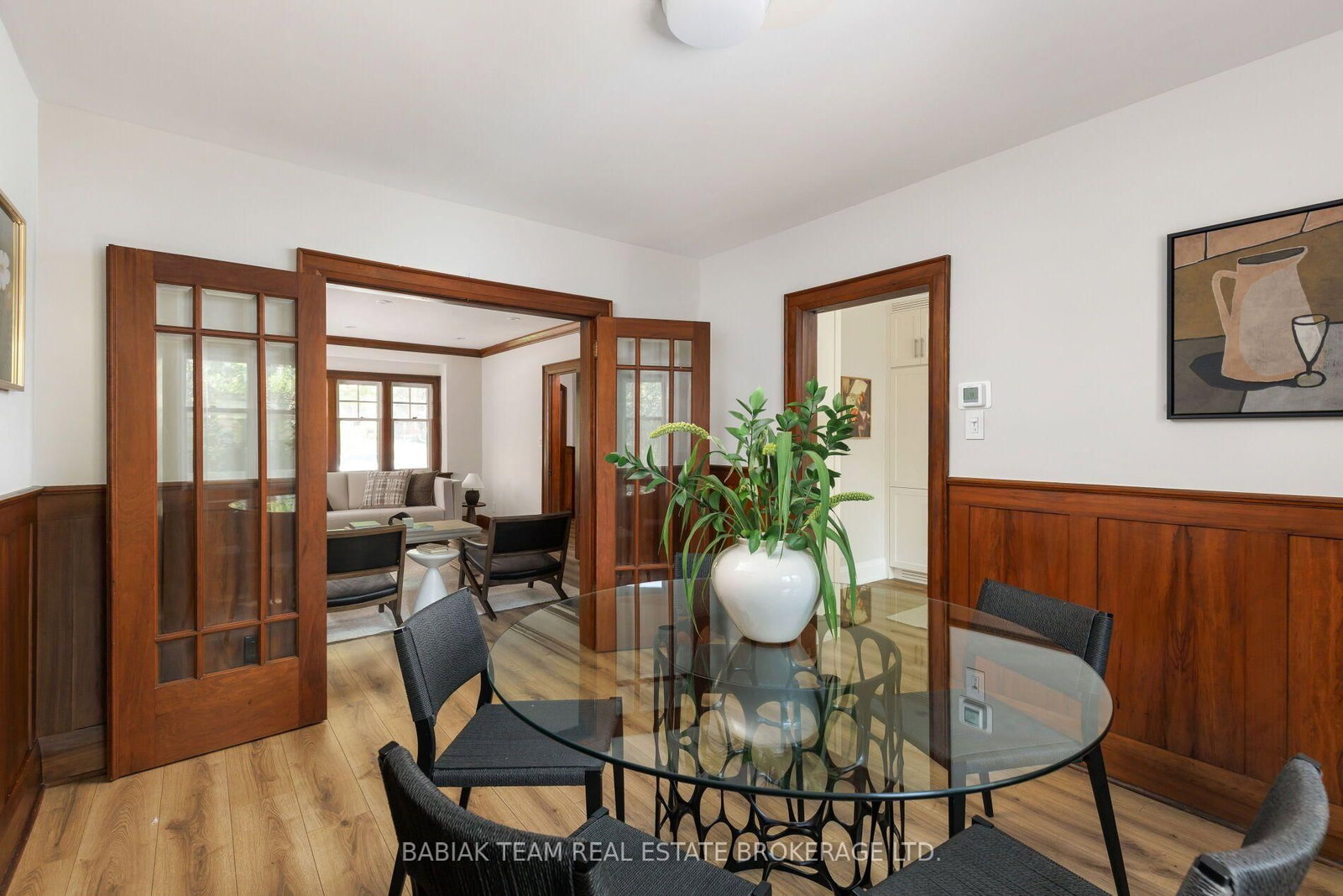 26 Riverview Gardens • Toronto, ON photo 10
