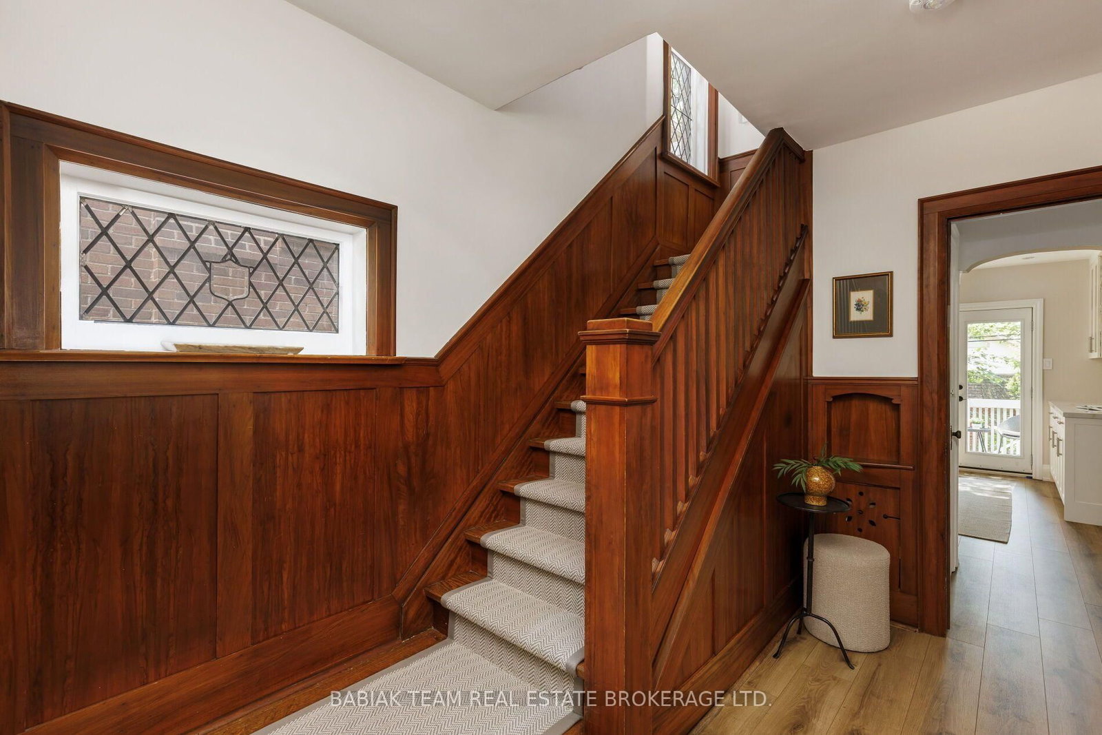 26 Riverview Gardens • Toronto, ON photo 16