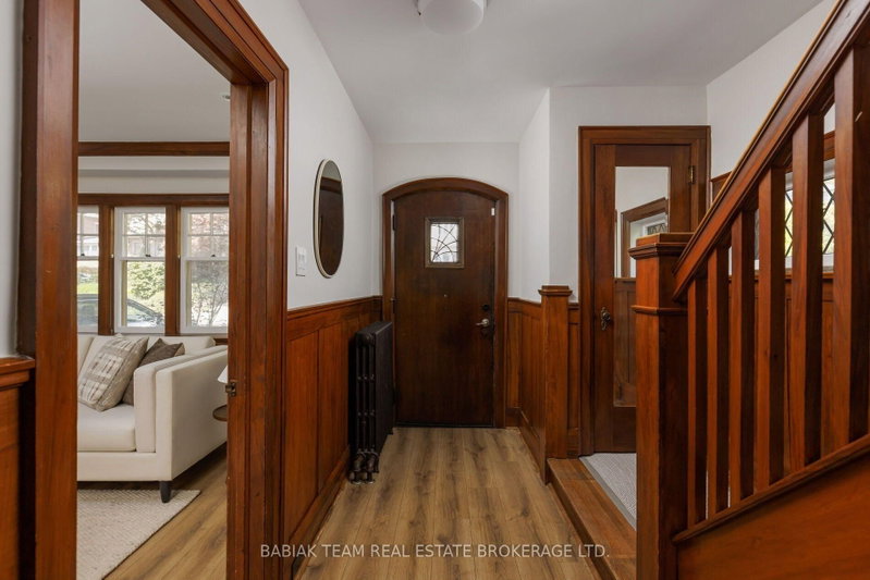 26 Riverview Gardens