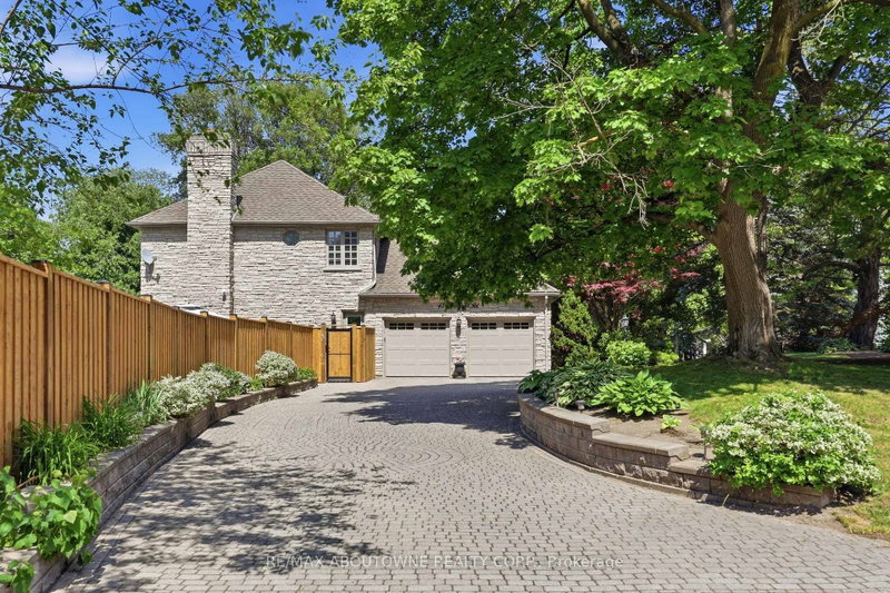 437 Cairncroft Road