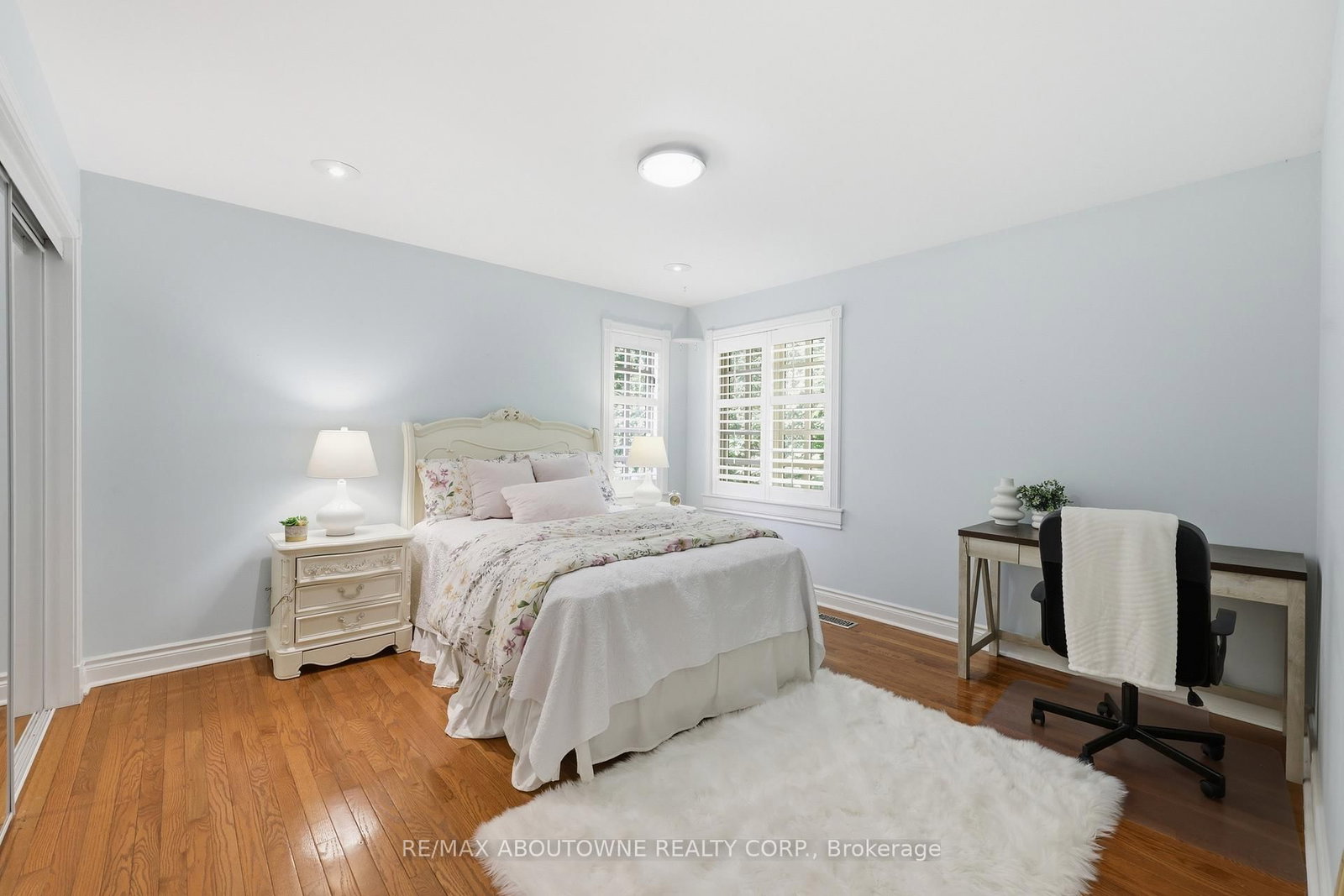 437 Cairncroft Road • Oakville, ON photo 37