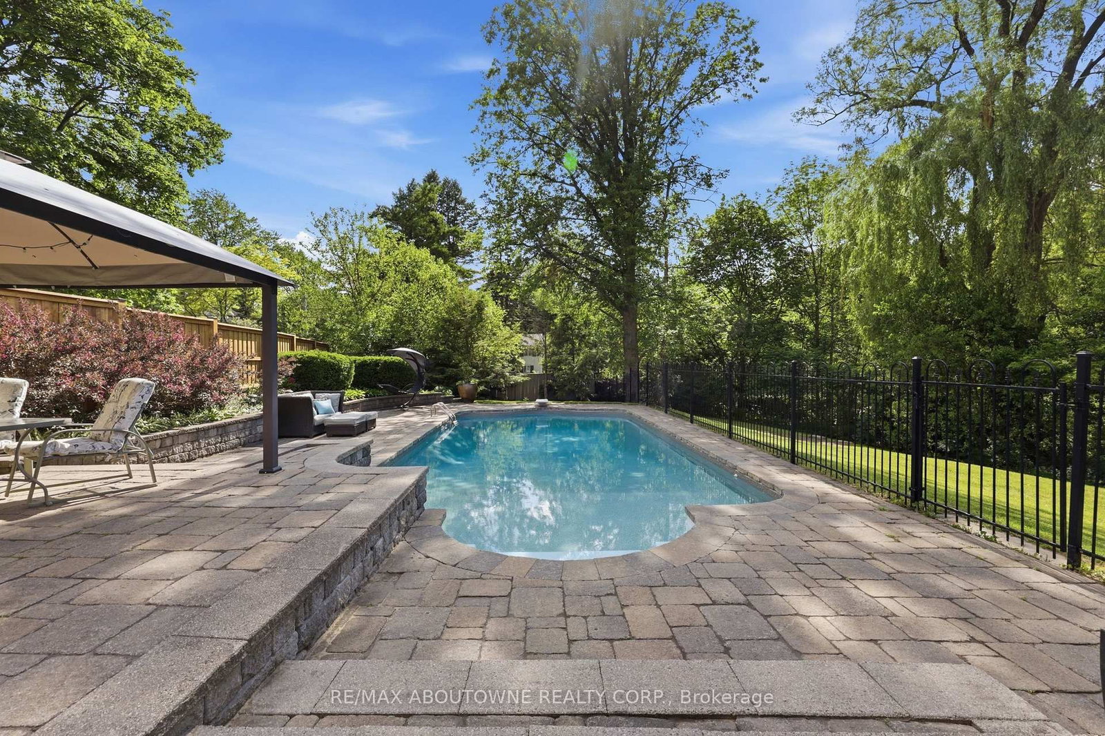 437 Cairncroft Road • Oakville, ON photo 46