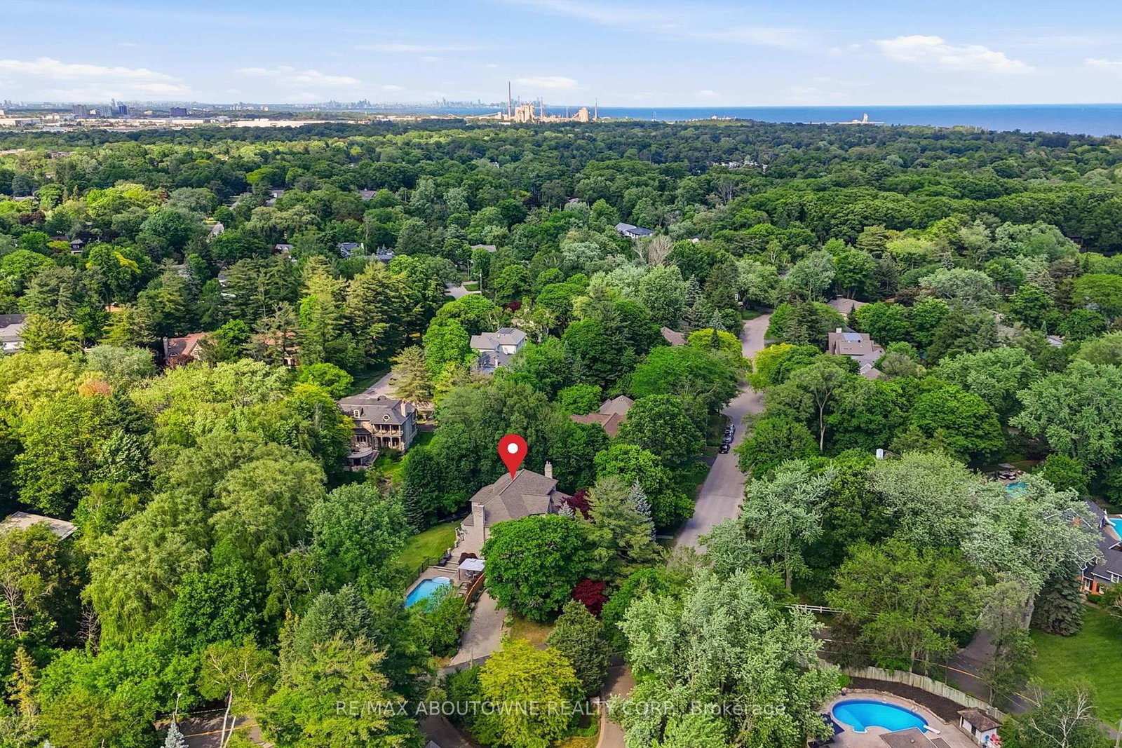 437 Cairncroft Road • Oakville, ON photo 48