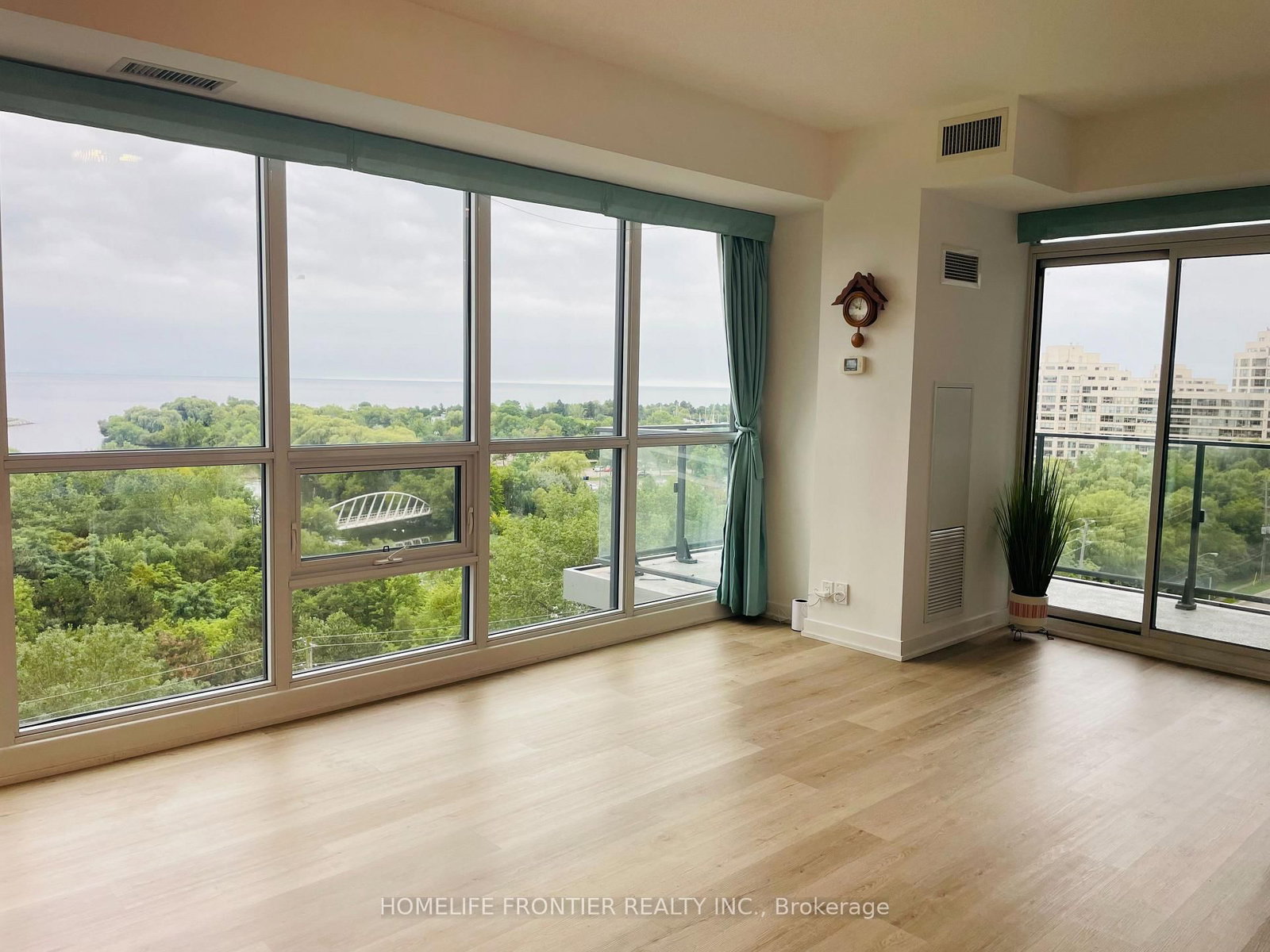 2200 Lakeshore Boulevard W • #1001 • Toronto, ON photo 5