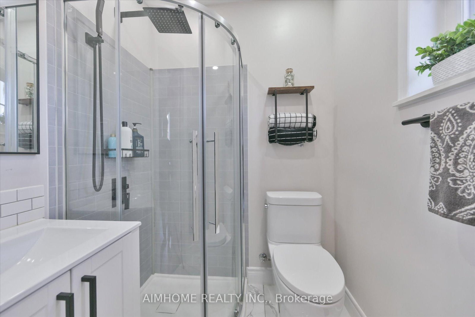 232 McMurchy Avenue • Brampton, ON photo 26