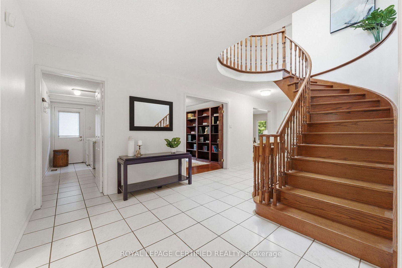5211 Micmac Mississauga,ON L5R 2E2 — Photo 8