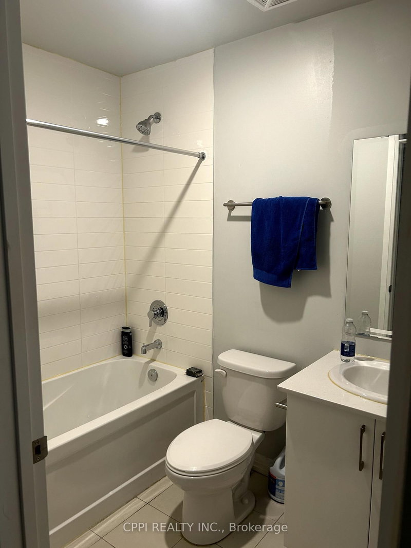 318B - 402 East Mall Drive