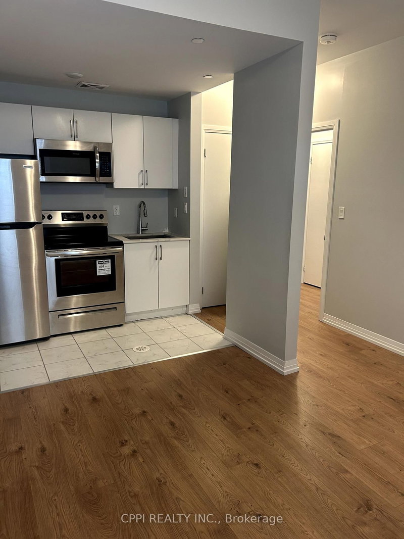 318B - 402 East Mall Drive