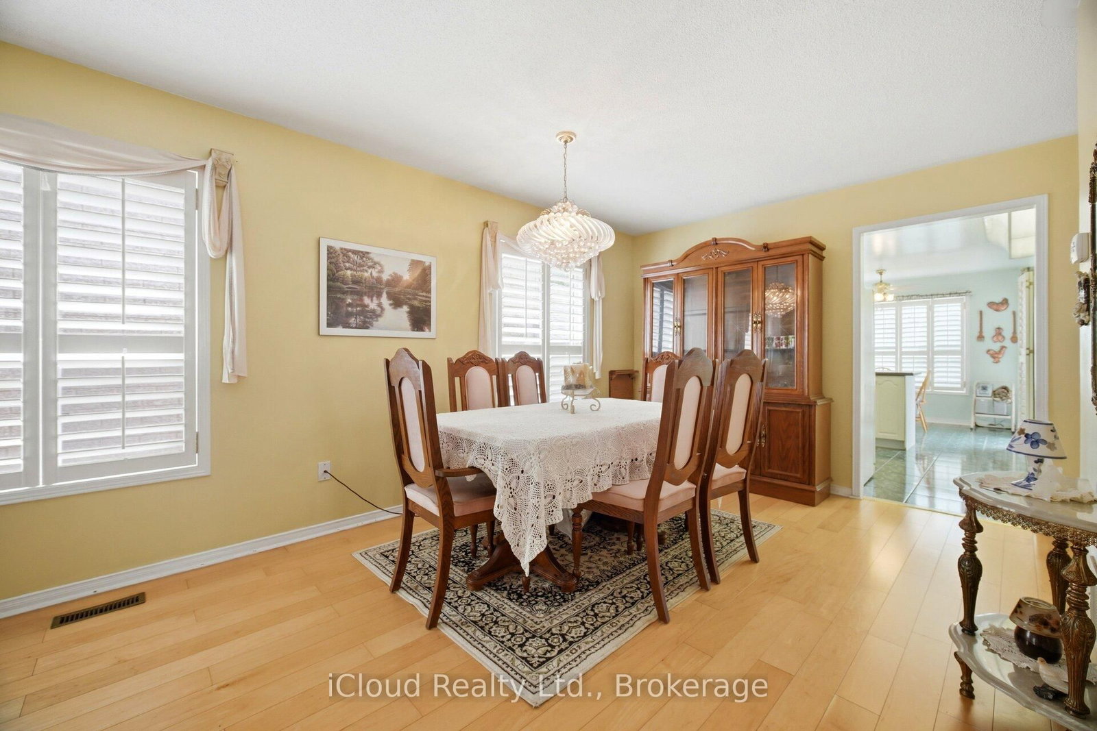 6332 Glen Meadows Road • Mississauga, ON photo 13
