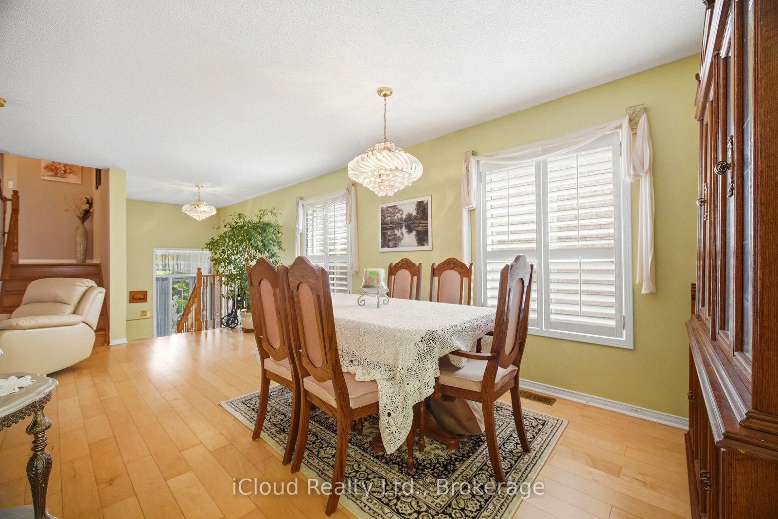 6332 Glen Meadows Road • Mississauga, ON photo 14
