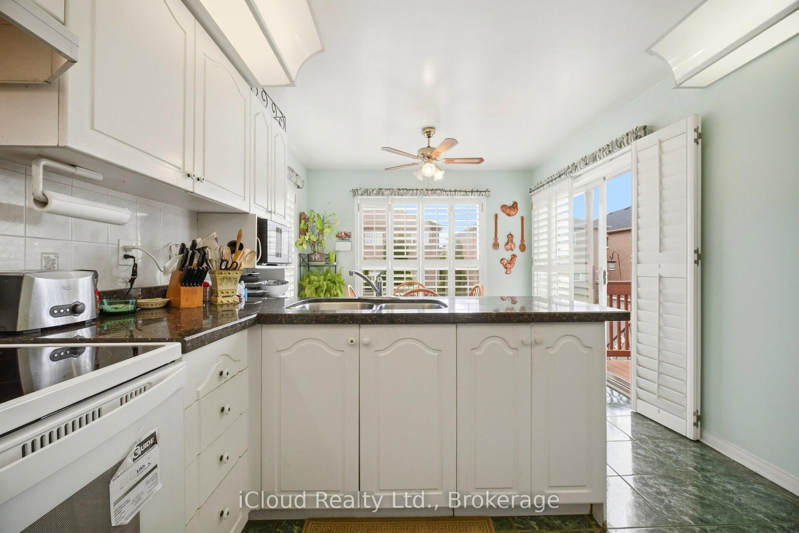6332 Glen Meadows Road • Mississauga, ON photo 18