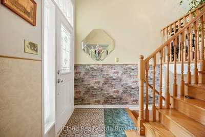6332 Glen Meadows Road • Mississauga, ON photo 7
