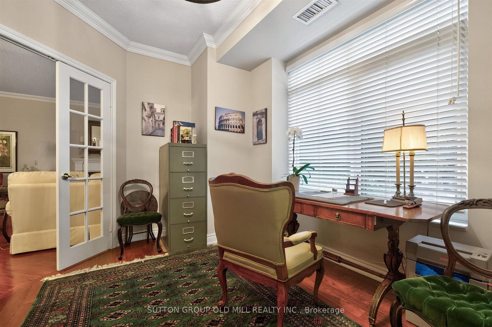 12 Old Mill Trail • #203 • Toronto, ON photo 16