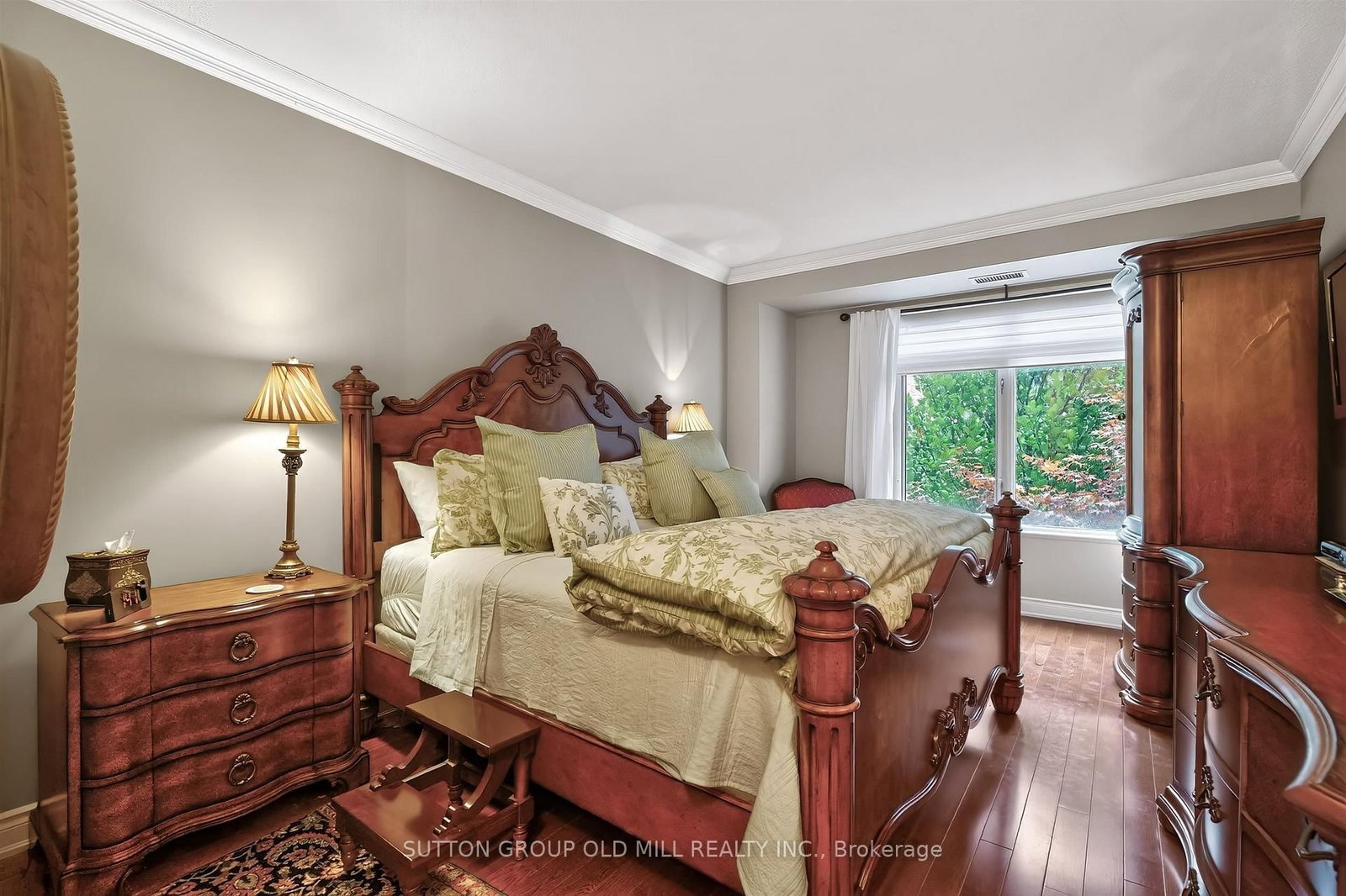 12 Old Mill Trail • #203 • Toronto, ON photo 19