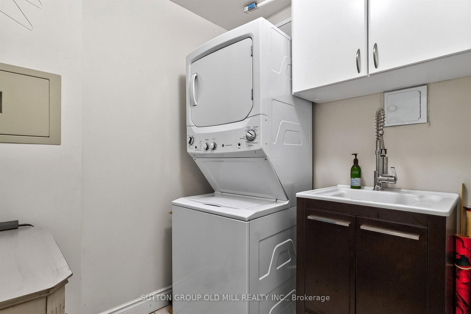 12 Old Mill Trail • #203 • Toronto, ON photo 24