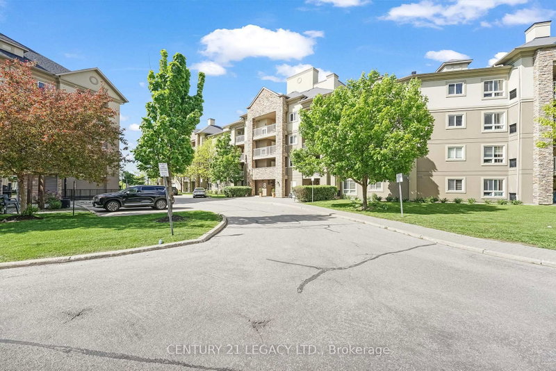 1307 - 8 Dayspring Circle