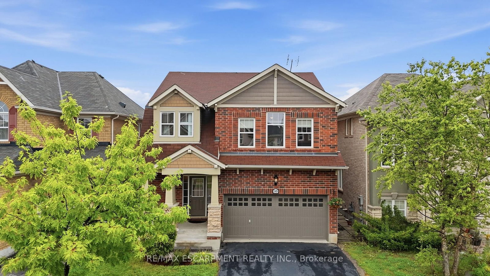 149 WILLET Terrace • Milton, ON photo 2