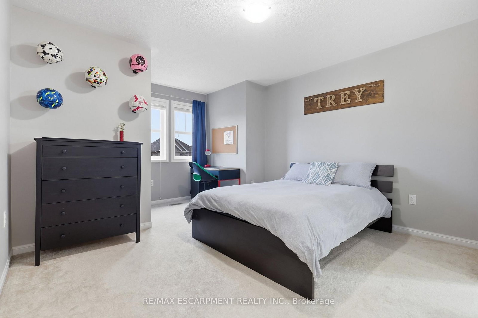 149 WILLET Terrace • Milton, ON photo 32