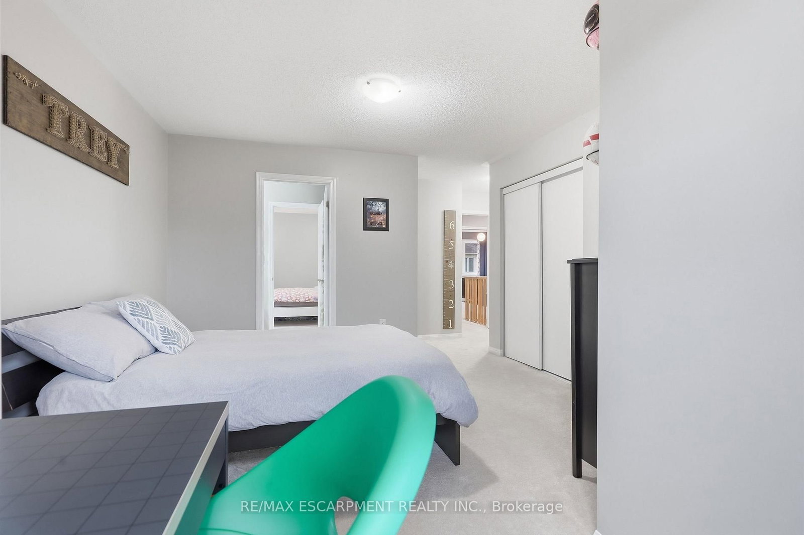 149 WILLET Terrace • Milton, ON photo 33