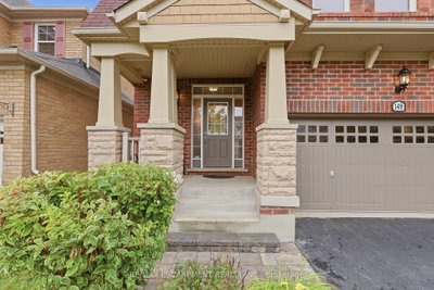 149 WILLET Terrace • Milton, ON photo 5