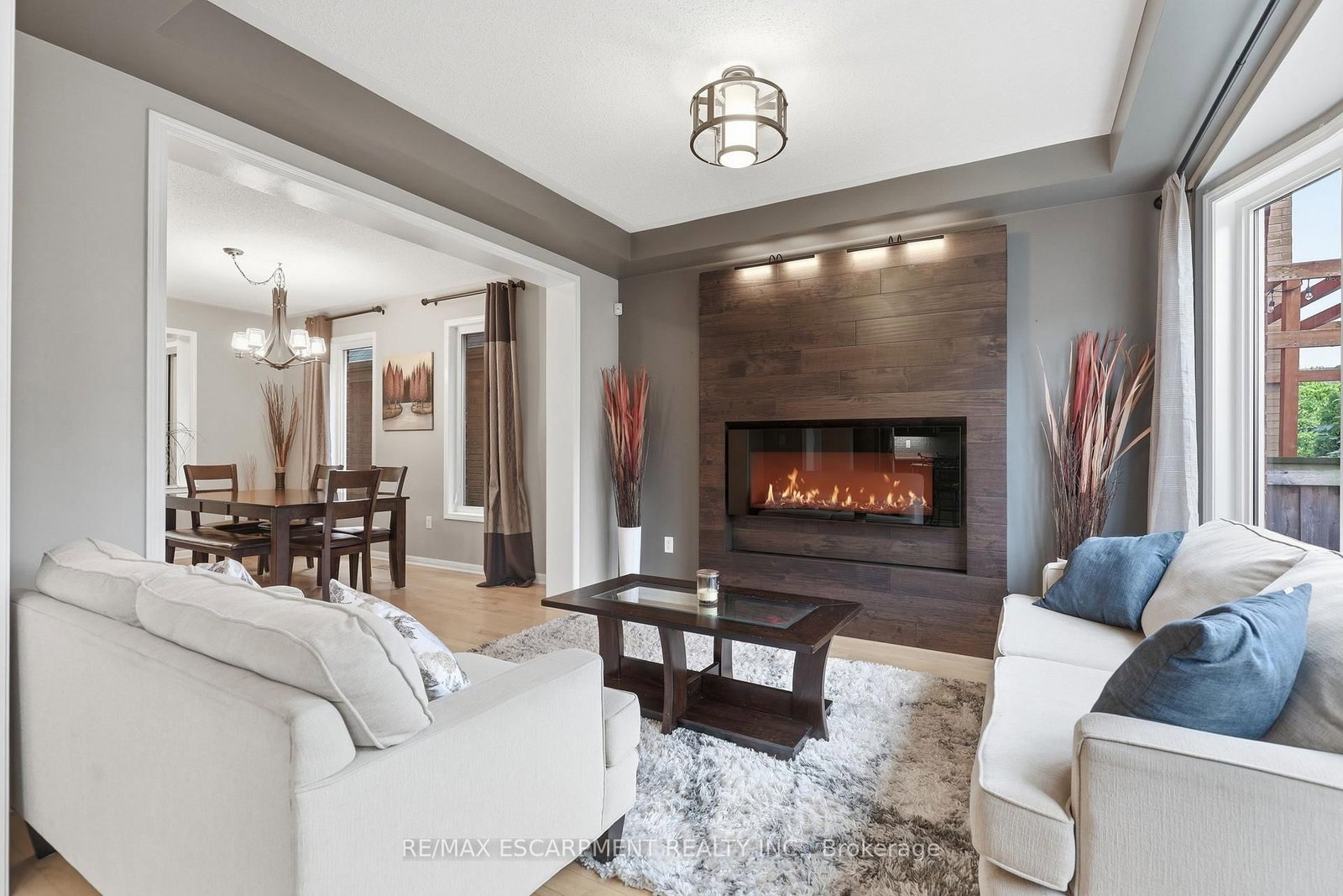 149 WILLET Terrace • Milton, ON photo 9