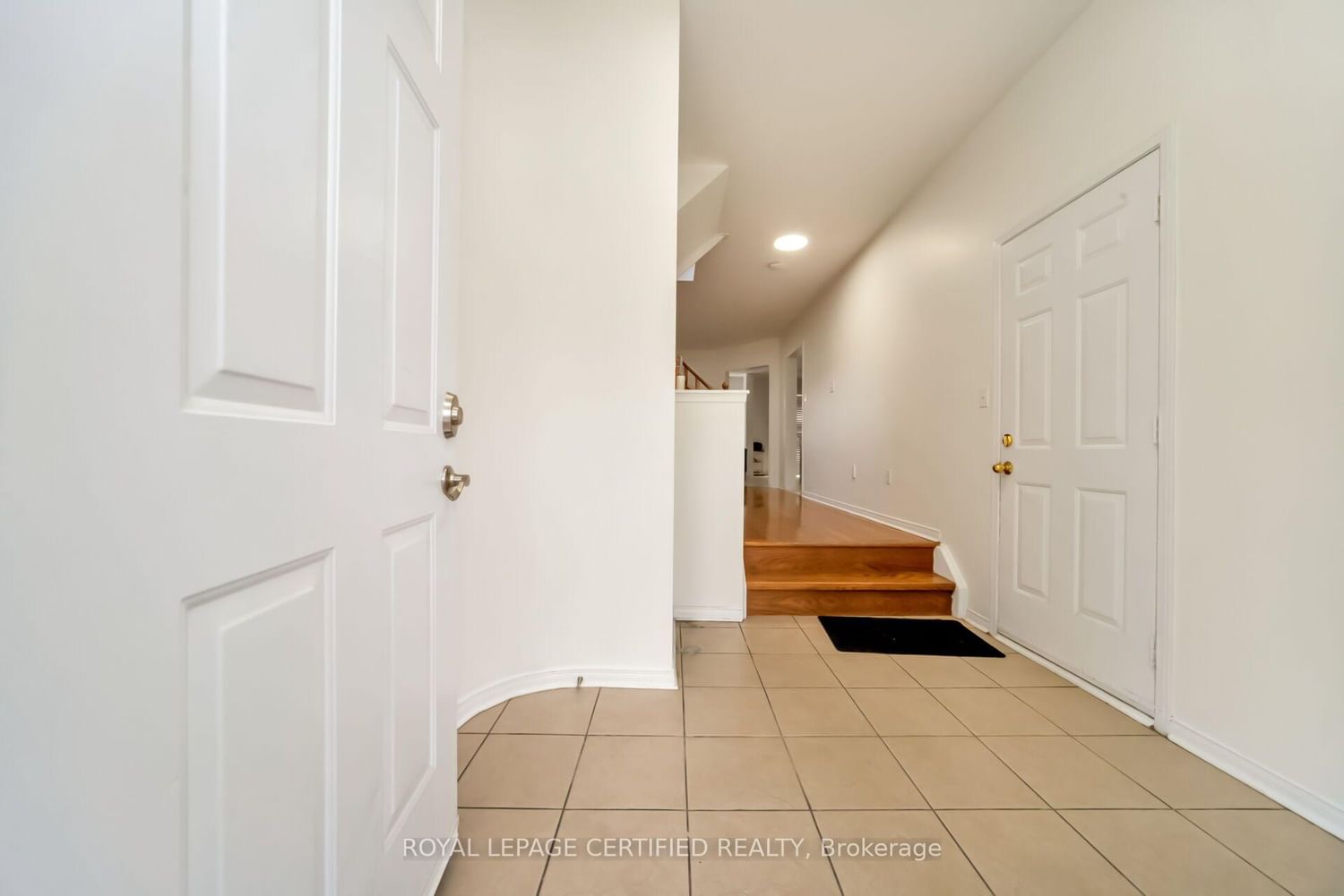 42 Trumpet Valley Boulevard • Brampton, ON photo 3