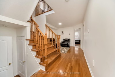 42 Trumpet Valley Boulevard • Brampton, ON photo 4
