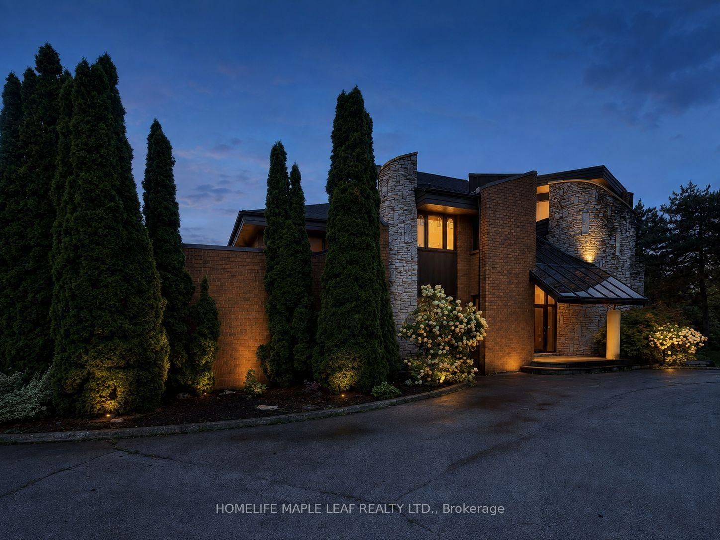 10 Edgeforest Drive • Brampton, ON photo 6