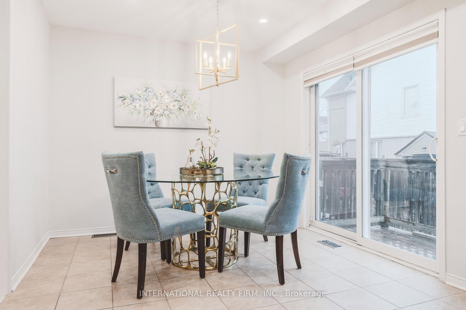 4881 CAPRI Crescent • Burlington, ON photo 13