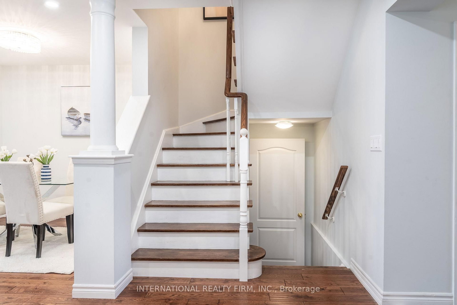 4881 CAPRI Crescent • Burlington, ON photo 17