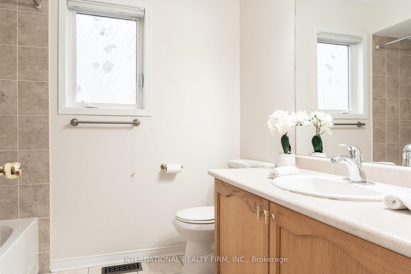 4881 CAPRI Crescent • Burlington, ON photo 30