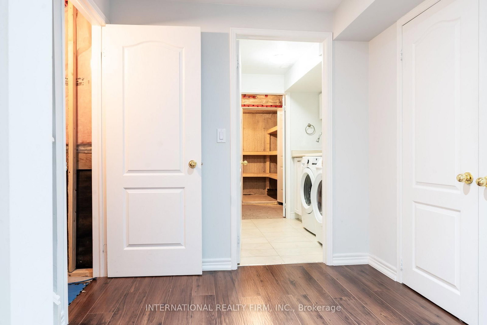 4881 CAPRI Crescent • Burlington, ON photo 34