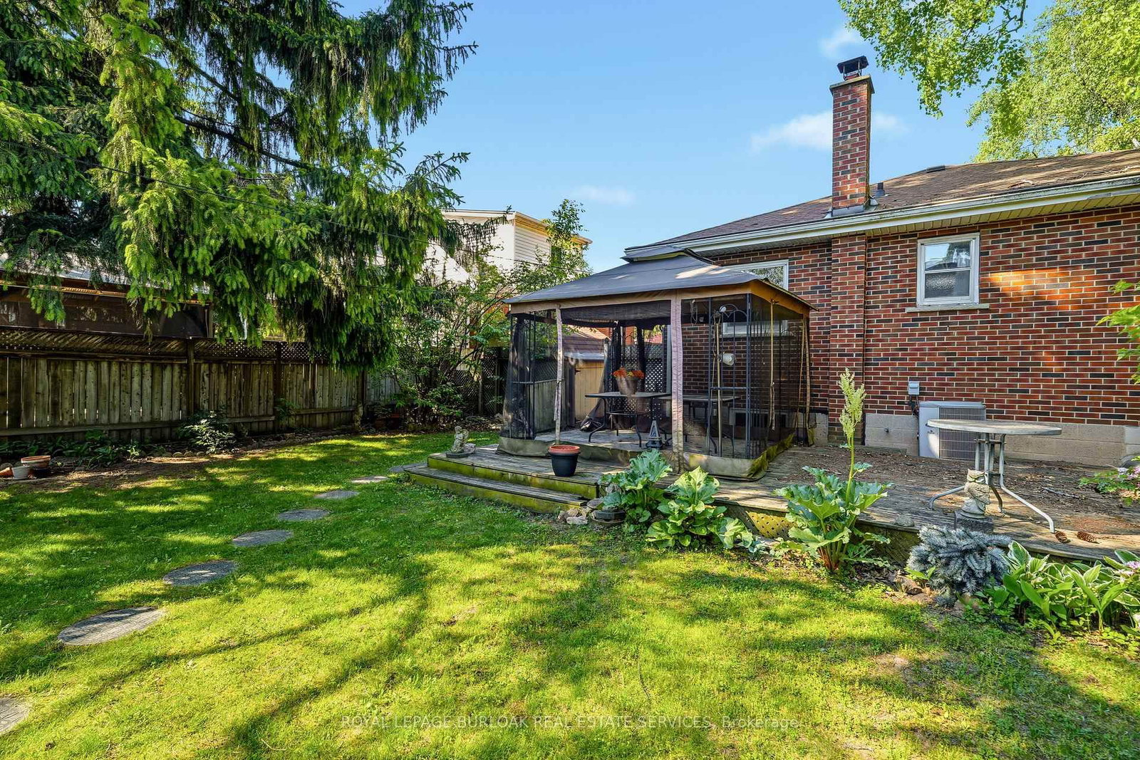 337 St. Paul Street • Burlington, ON photo 31