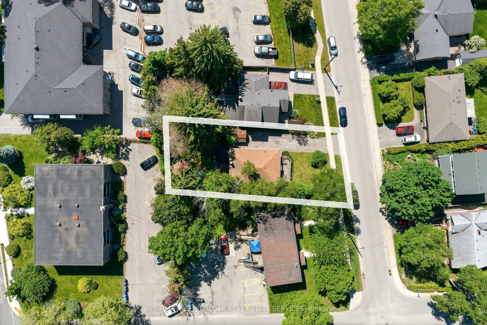337 St. Paul Street • Burlington, ON photo 42