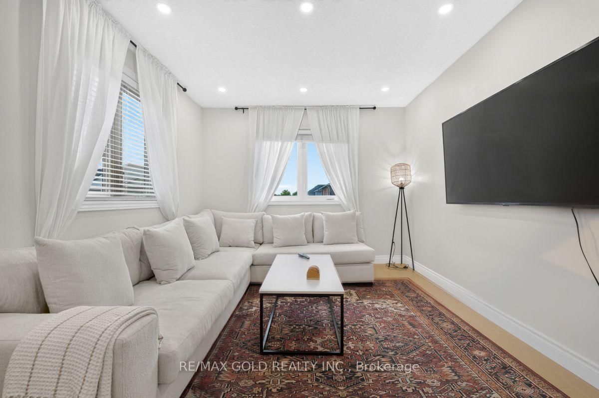 1110 DAVIS Lane • Milton, ON photo 19