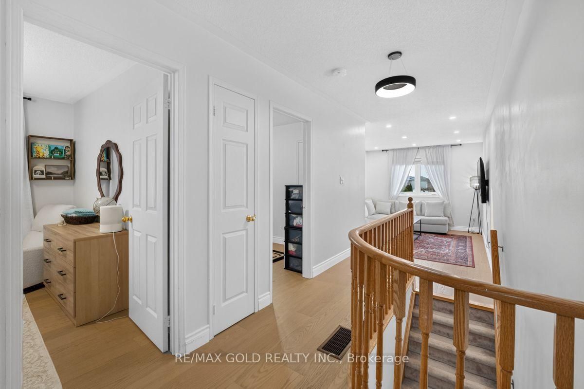 1110 DAVIS Lane • Milton, ON photo 21