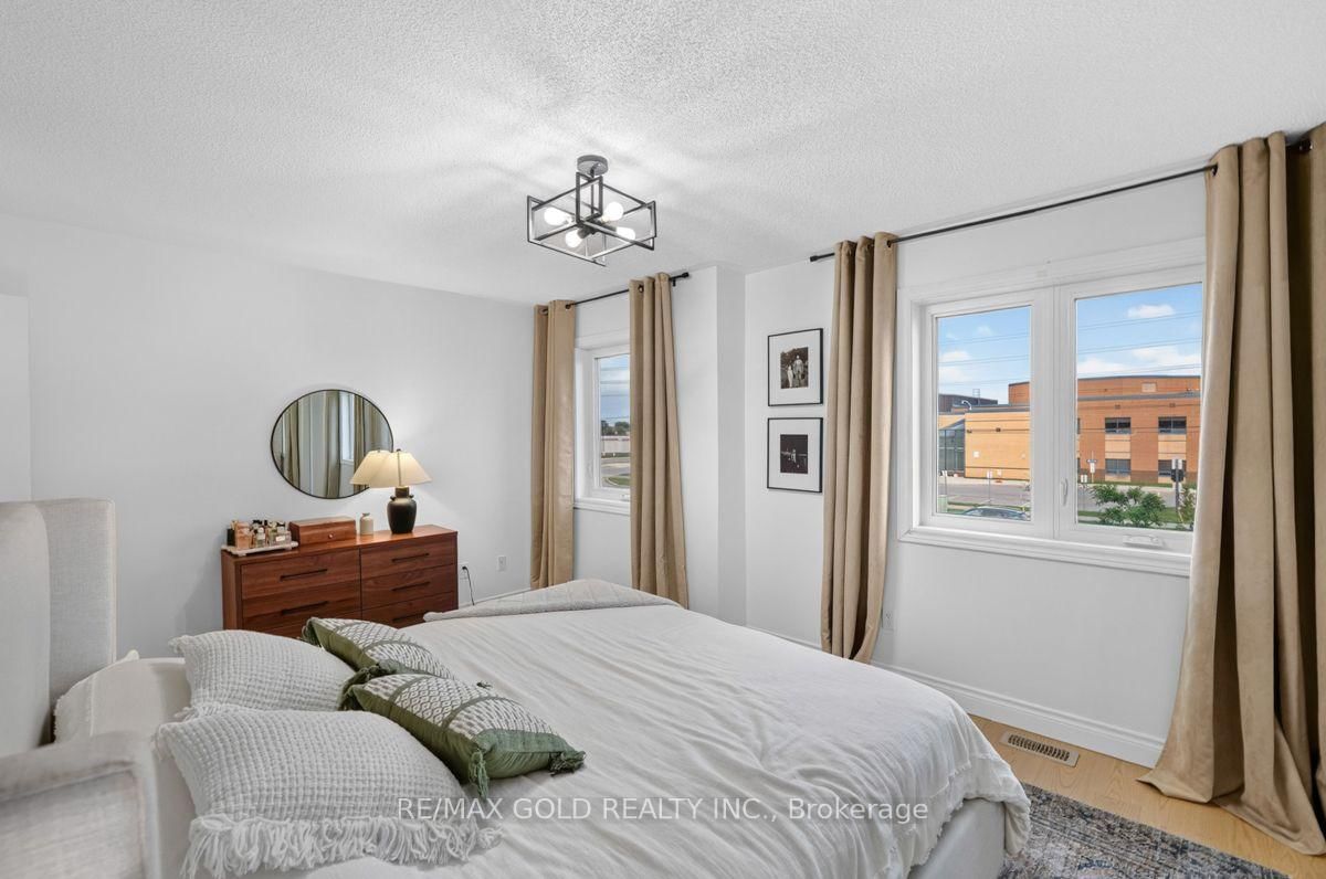 1110 DAVIS Lane • Milton, ON photo 24