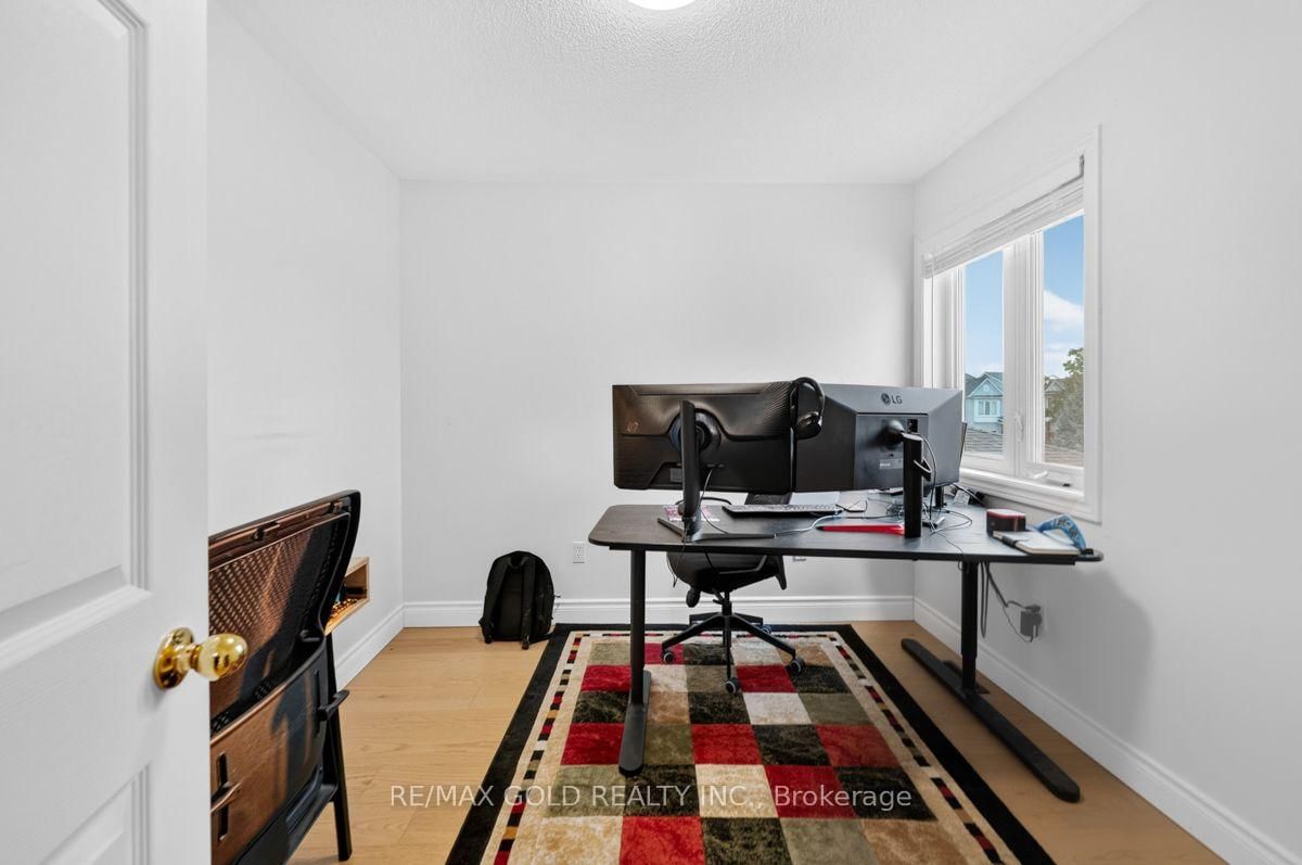 1110 DAVIS Lane • Milton, ON photo 31
