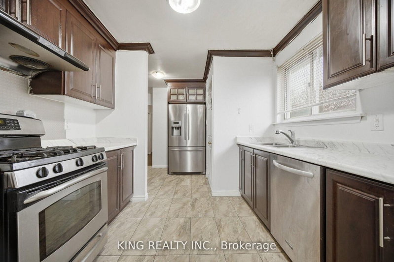 42 Flamingo Brampton,ON L6T 2G5 — Photo 14