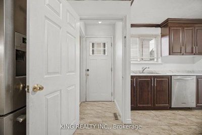 42 Flamingo Brampton,ON L6T 2G5 — Photo 24