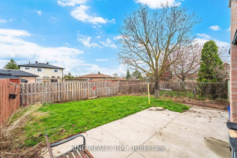 42 Flamingo Brampton,ON L6T 2G5 — Photo 39