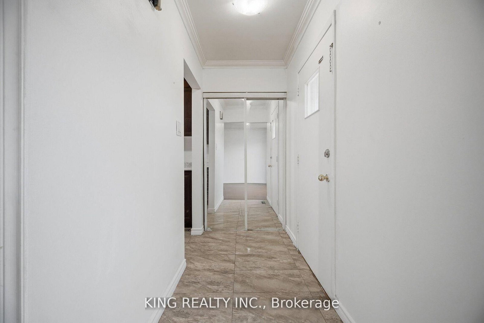 42 Flamingo Crescent • Brampton, ON photo 6