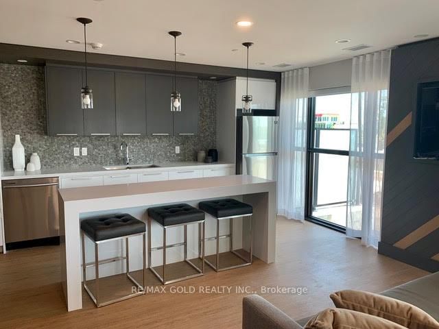 128 Grovewood Common • #609 • Oakville, ON photo 10