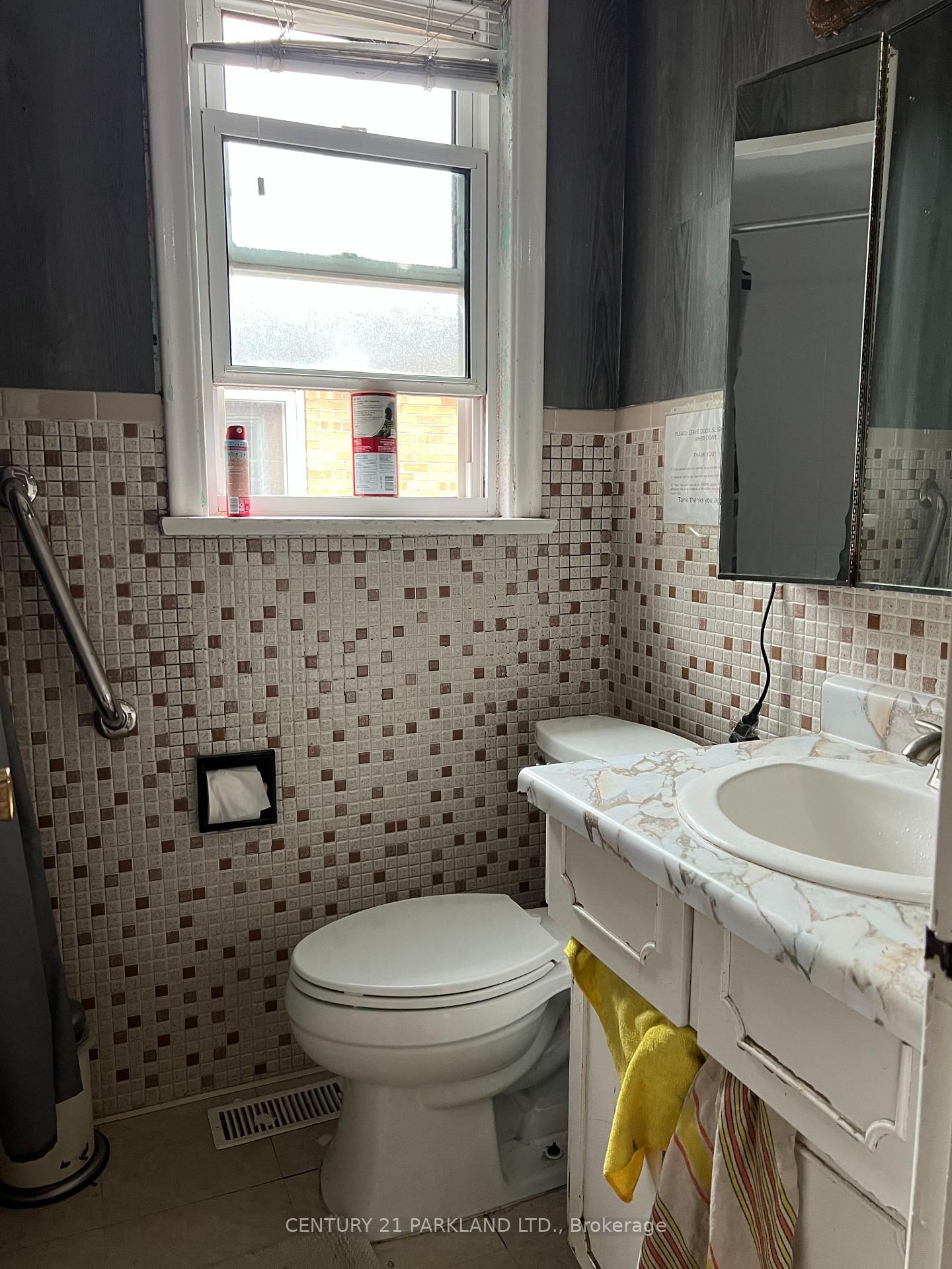 125 North Carson Street • Toronto, ON photo 4