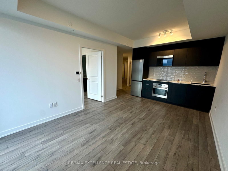 413 - 15 Skyridge Drive