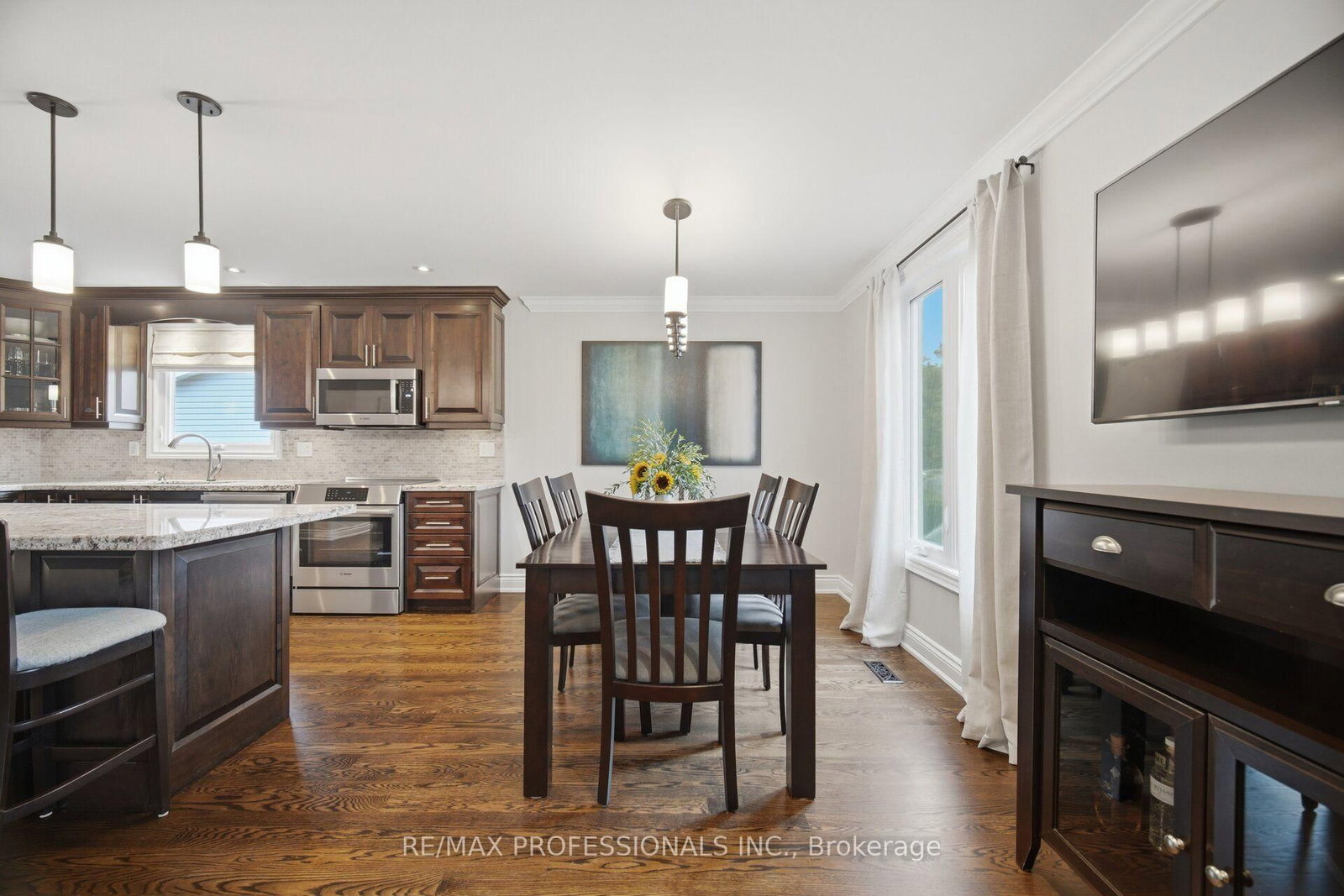 1062 Mississauga Valley Boulevard • Mississauga, ON photo 12