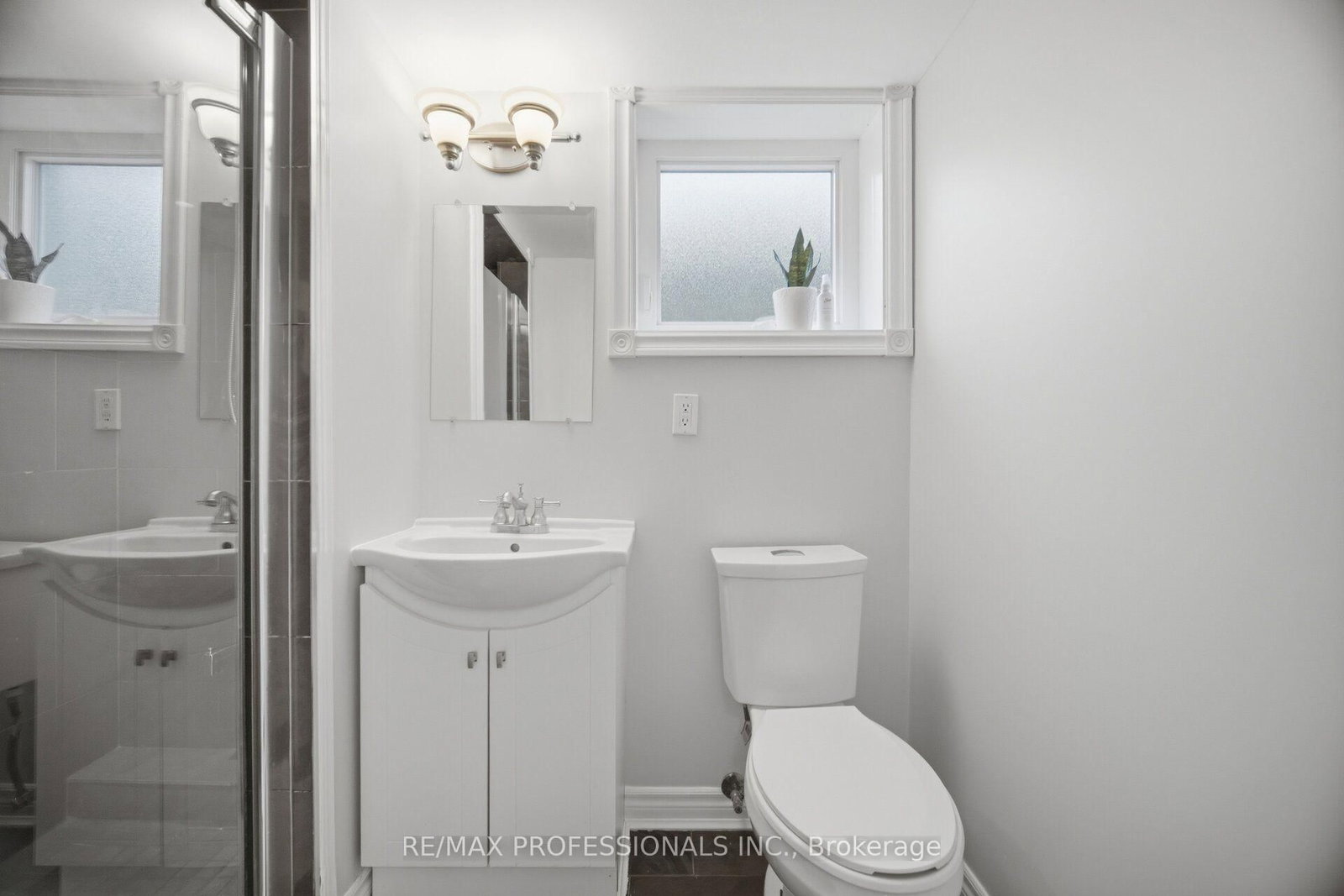 1062 Mississauga Valley Boulevard • Mississauga, ON photo 41