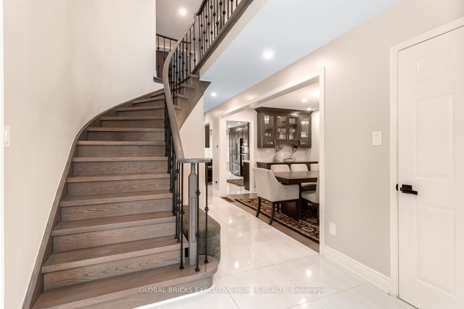 5952 Grossbeak Drive • Mississauga, ON photo 11