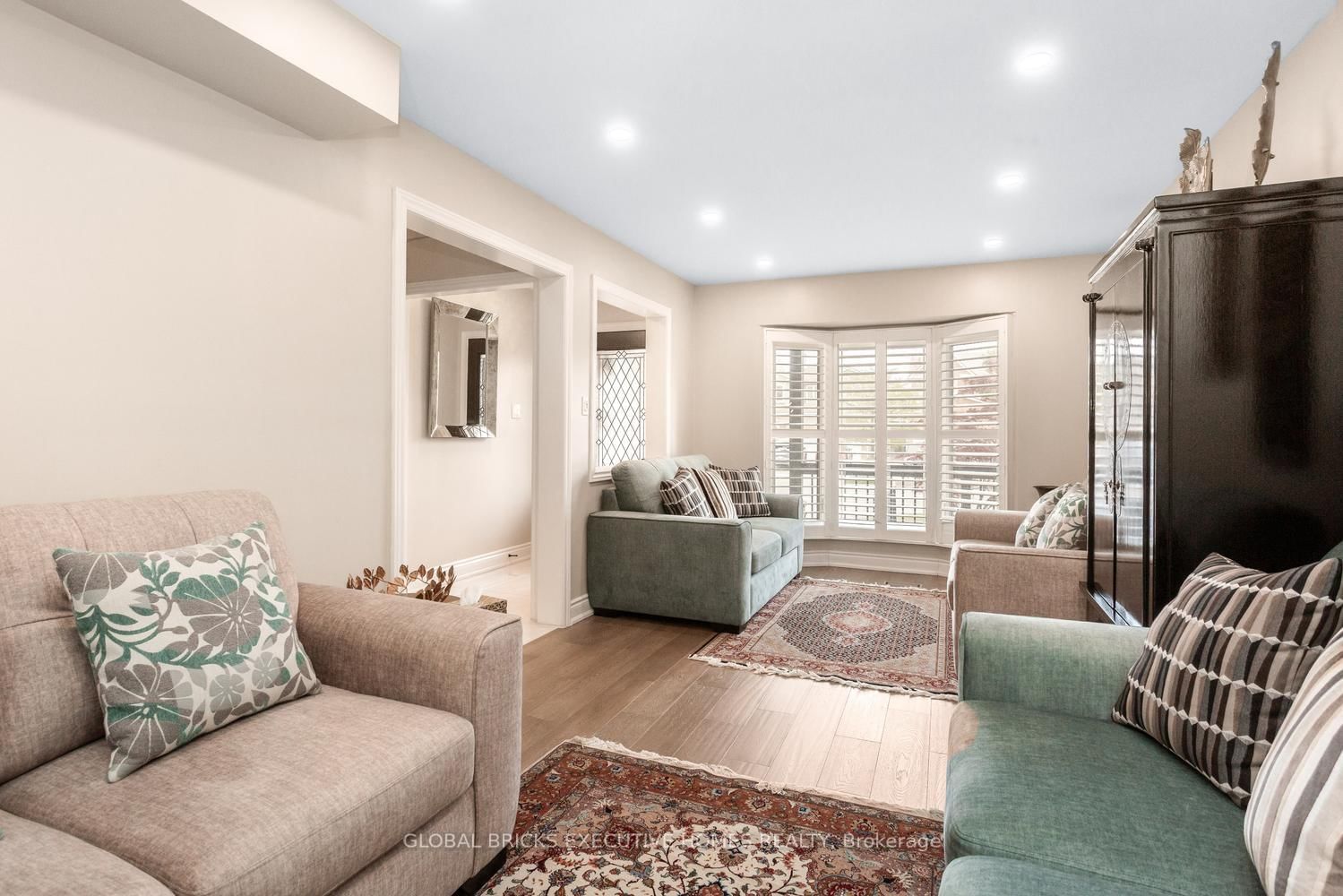 5952 Grossbeak Drive • Mississauga, ON photo 8