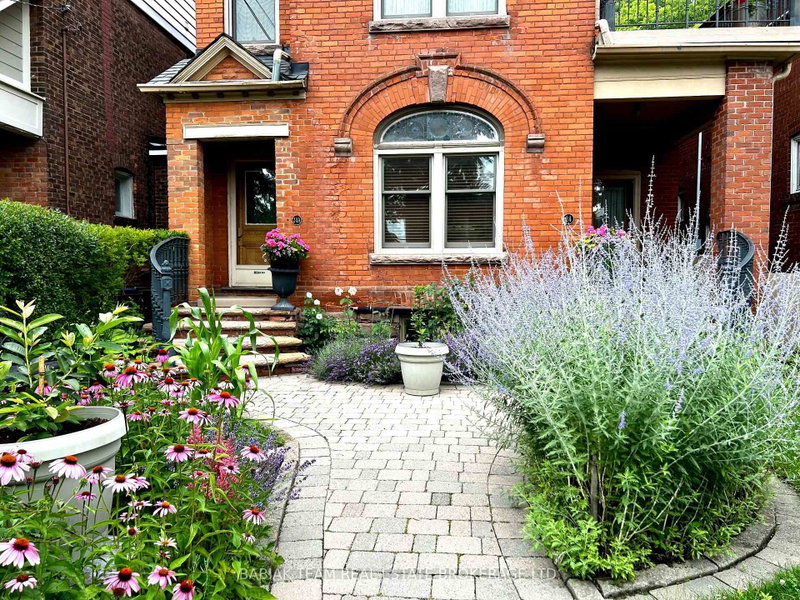 Unit 3 - 24A Woodside Avenue